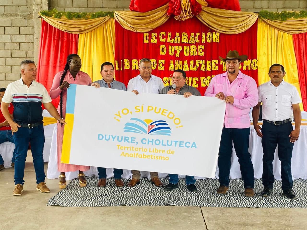 Duyure en el departamento de Choluteca fue declarado municipio libre de analfabetismo.