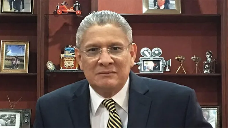 Esdras Amado López comparecerá ante la justicia tras denuncias de maltrato intrafamiliar