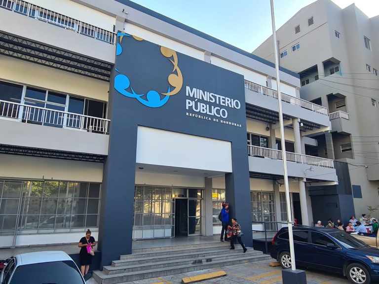 MP presenta varios requerimientos fiscales por casos de corrupcion