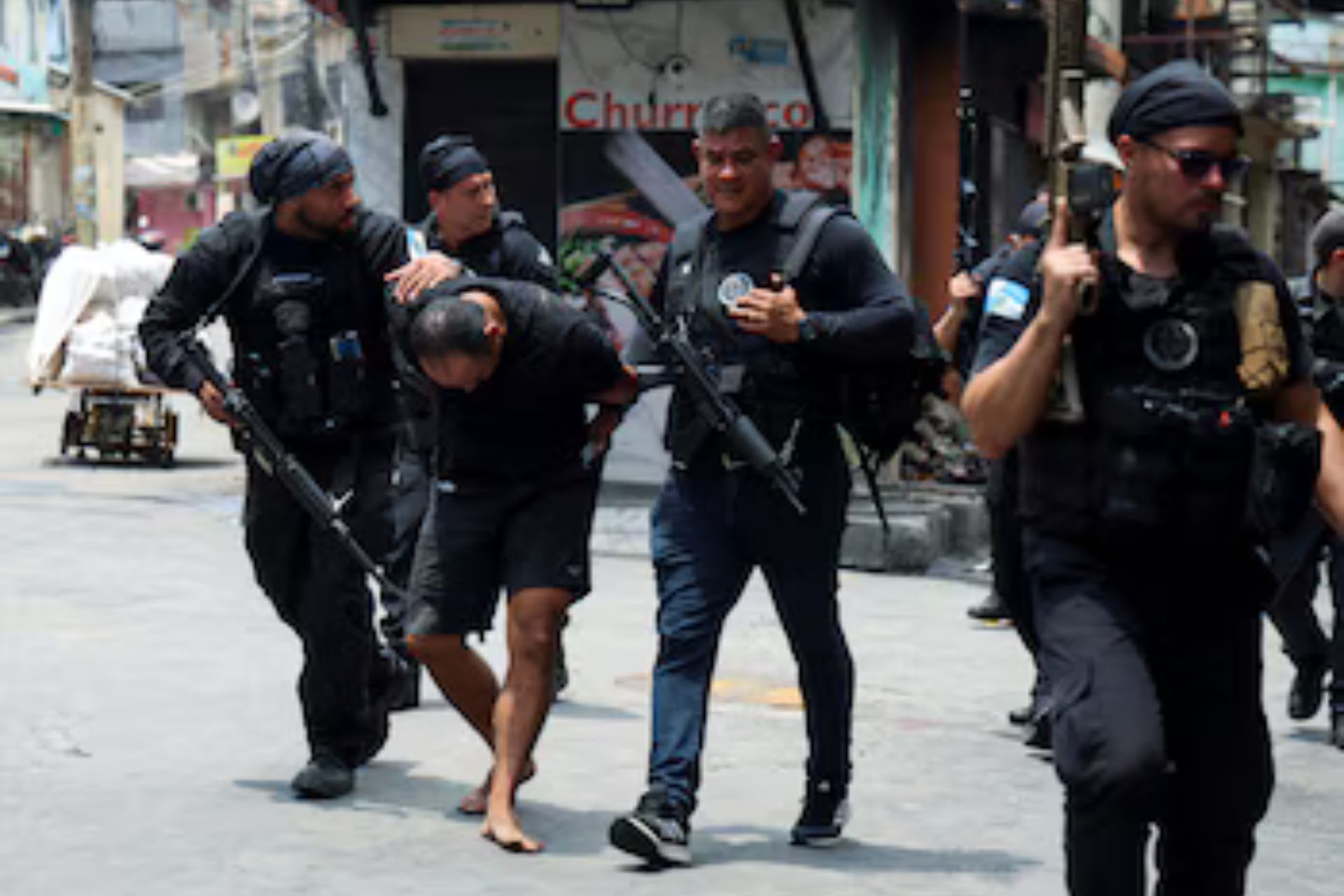 Hay 119 fallecidos tras el megaoperativo en Río de Janeiro, informa la Policía Civil